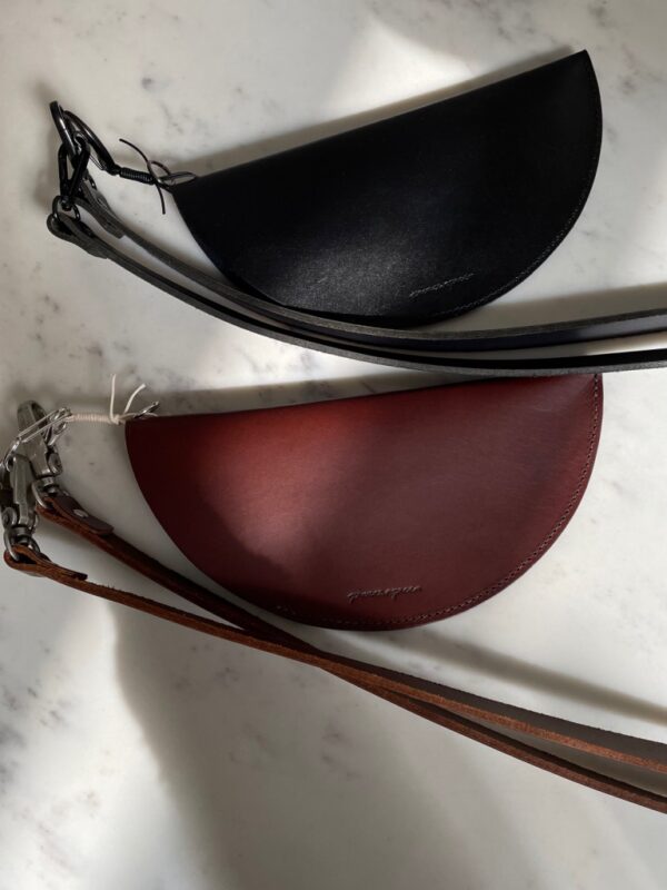 Wonderound - Half Moon Phone Case with Belt