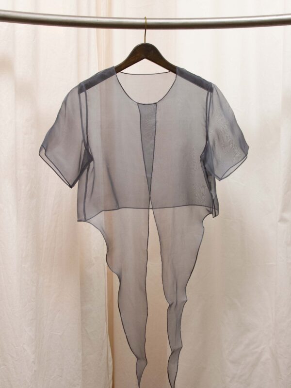 Piory Top in Grey by Statement